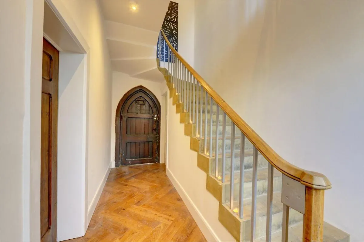 Homebird Property - The Vicarage Leeds  Leeds (West Yorkshire)